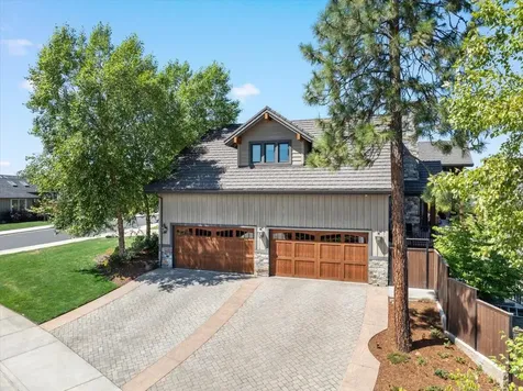 38 Crestview Court Eagle Point OR 97524