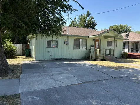 2426 Radcliffe Avenue Klamath Falls OR 97601