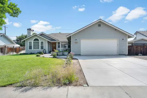 614 NW 19th Place Redmond OR 97756