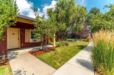 61209 Larkspur Loop Bend OR 97702