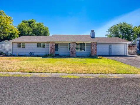 3425 Coronado Way Klamath Falls OR 97603