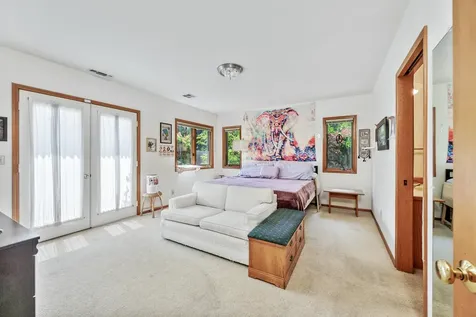 169 N Wightman Street Ashland OR 97520