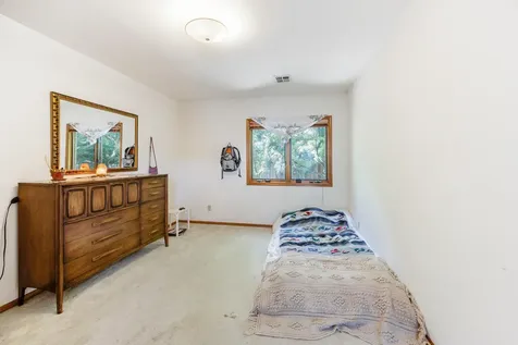 169 N Wightman Street Ashland OR 97520