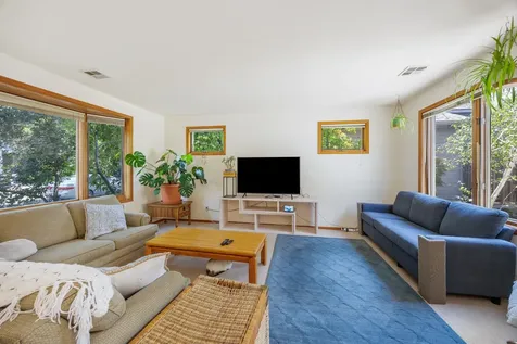169 N Wightman Street Ashland OR 97520