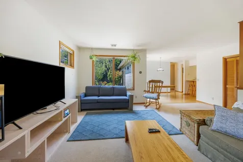 169 N Wightman Street Ashland OR 97520