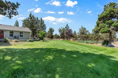 2053 NW 98th Lane Redmond OR 97756
