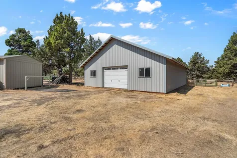 2053 NW 98th Lane Redmond OR 97756