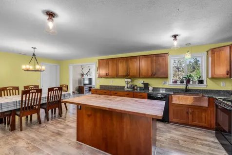 2053 NW 98th Lane Redmond OR 97756