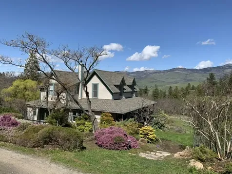 1835 Ashland Mine Road Ashland OR 97520