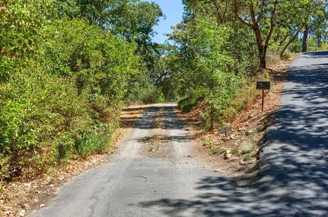 1835 Ashland Mine Road Ashland OR 97520