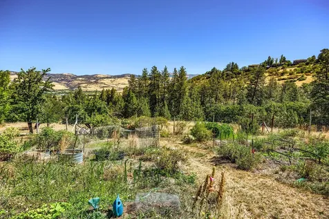 1835 Ashland Mine Road Ashland OR 97520