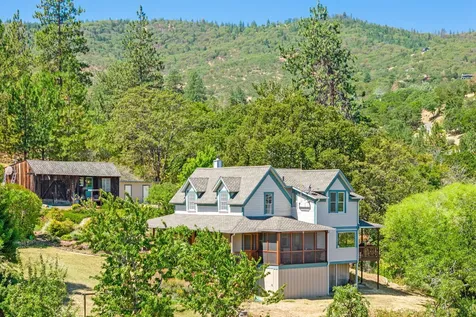 1835 Ashland Mine Road Ashland OR 97520