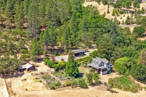 1835 Ashland Mine Road Ashland OR 97520