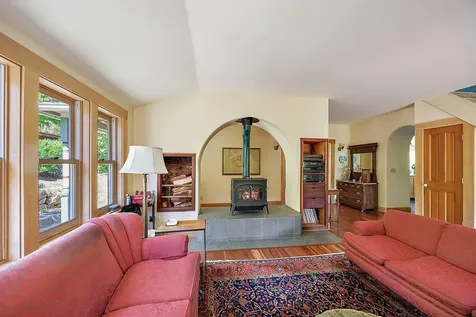 1835 Ashland Mine Road Ashland OR 97520