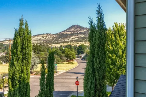 119 Eagle Trace Drive Medford OR 97504
