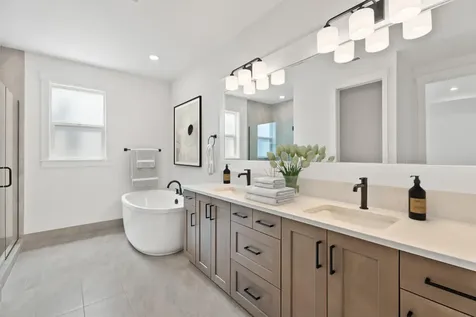 1388 NW Ochoa Drive Bend OR 97703