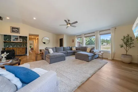 19222 Shoshone Road Bend OR 97702