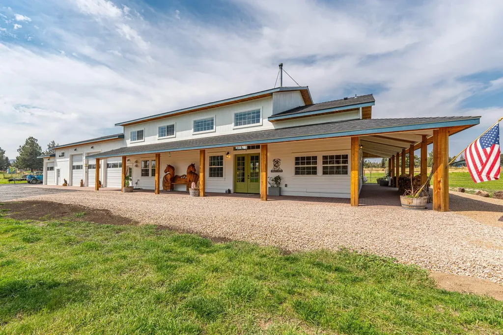 2185 SW 55th Street Redmond OR 97756