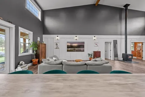 2185 SW 55th Street Redmond OR 97756