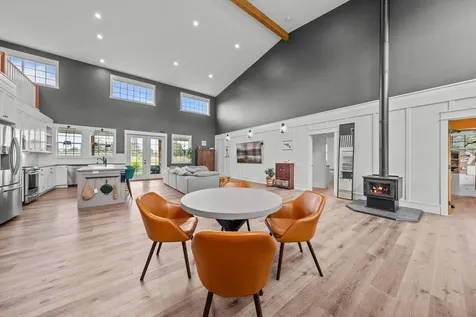 2185 SW 55th Street Redmond OR 97756