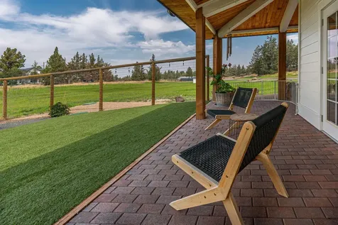 2185 SW 55th Street Redmond OR 97756
