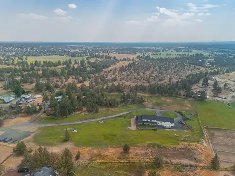 2185 SW 55th Street Redmond OR 97756