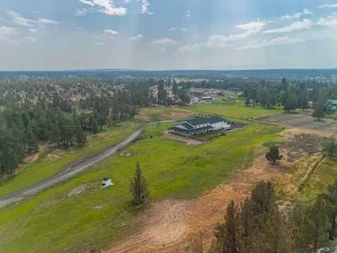 2185 SW 55th Street Redmond OR 97756
