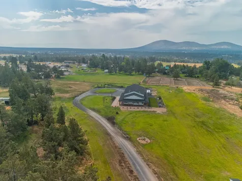 2185 SW 55th Street Redmond OR 97756