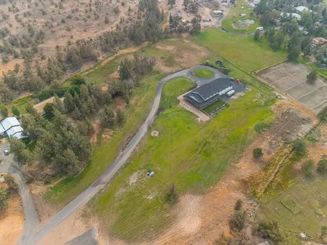 2185 SW 55th Street Redmond OR 97756