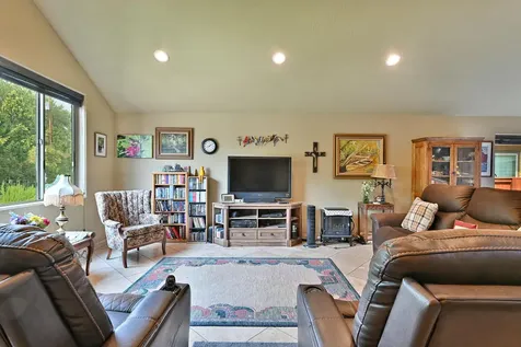 2758 Cummings Lane Medford OR 97501