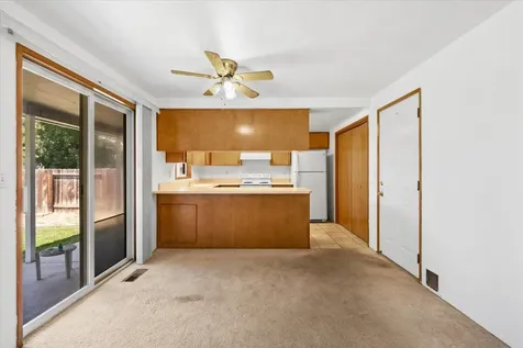 1574 Dixie Lane Medford OR 97501