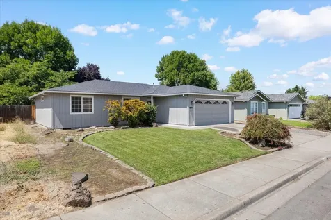 1574 Dixie Lane Medford OR 97501