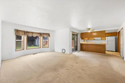 1574 Dixie Lane Medford OR 97501