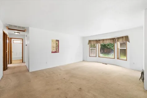 1574 Dixie Lane Medford OR 97501