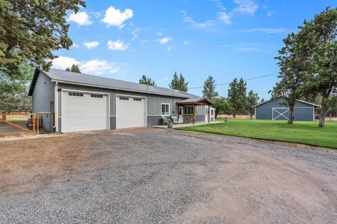 6879 NE 28th Court Redmond OR 97756