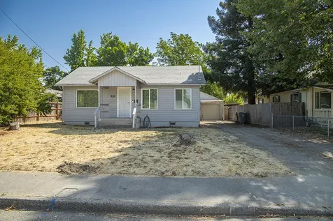 915 SW Oak Street Grants Pass OR 97526