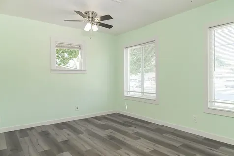915 SW Oak Street Grants Pass OR 97526
