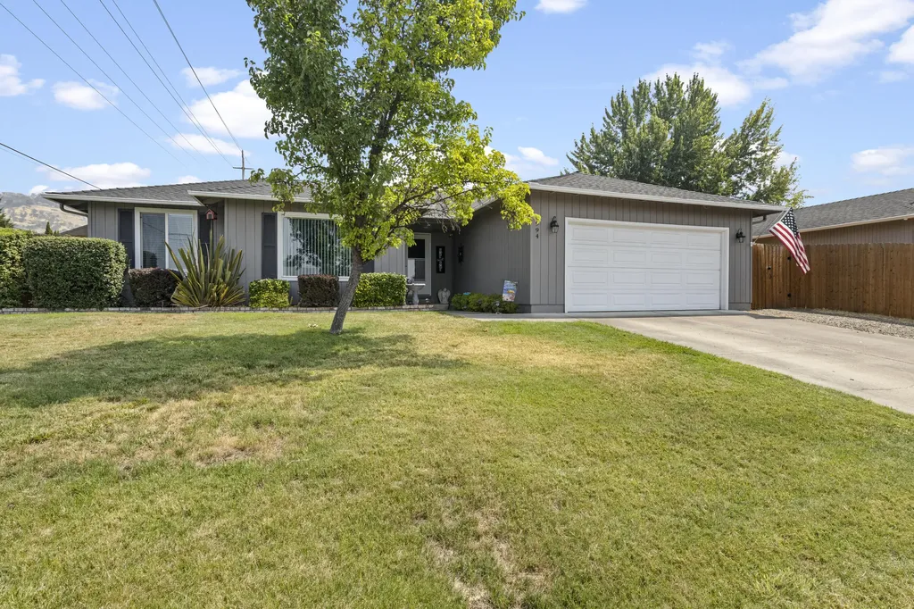 2994 Provincial Street Medford OR 97504