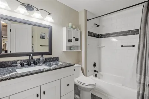 2994 Provincial Street Medford OR 97504