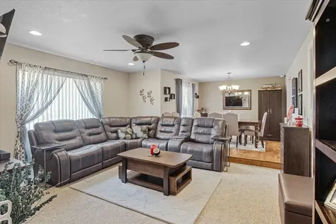 2994 Provincial Street Medford OR 97504