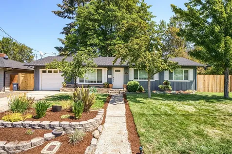 1201 Loal Street Medford OR 97501