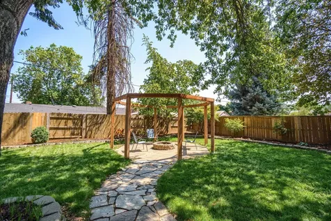 1201 Loal Street Medford OR 97501