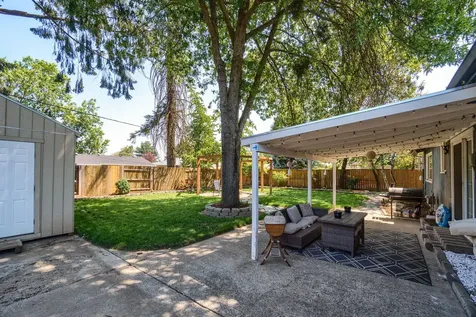 1201 Loal Street Medford OR 97501