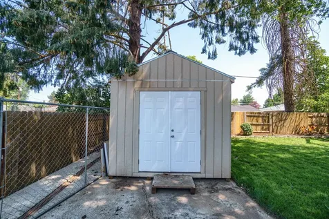1201 Loal Street Medford OR 97501