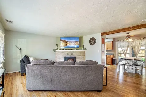 1201 Loal Street Medford OR 97501
