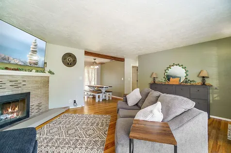 1201 Loal Street Medford OR 97501