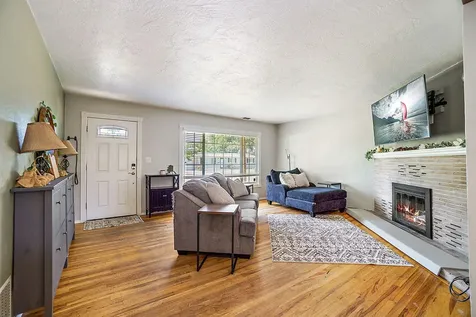 1201 Loal Street Medford OR 97501