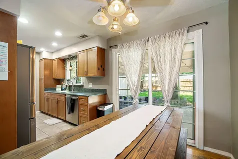 1201 Loal Street Medford OR 97501