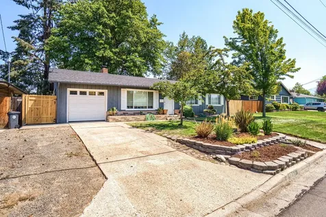 1201 Loal Street Medford OR 97501