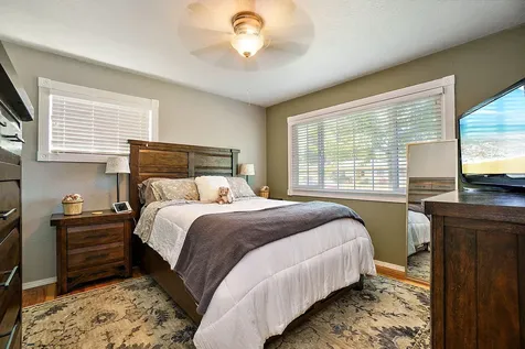 1201 Loal Street Medford OR 97501
